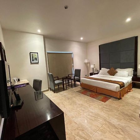 Central Boutique Hotel Moradabad Exterior foto